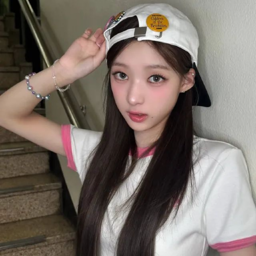 Hyerin gallery image