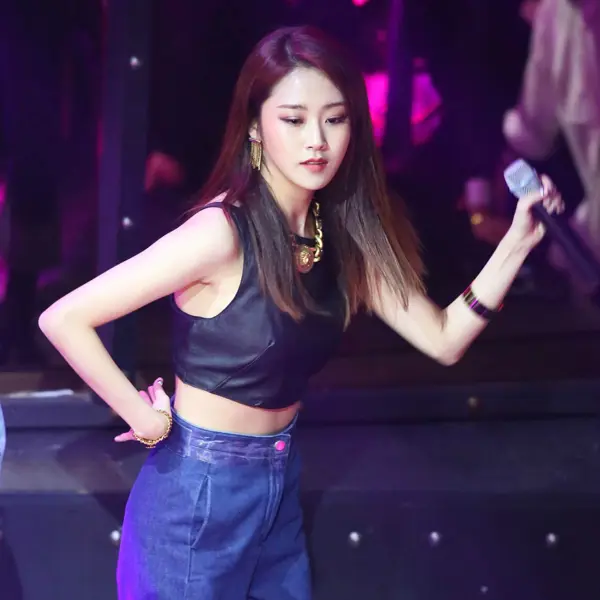 Larawan sa gallery ni Gayoon
