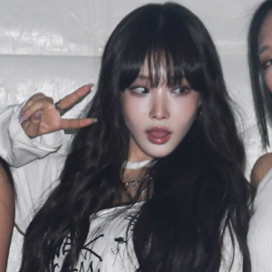 Chungha gallery image