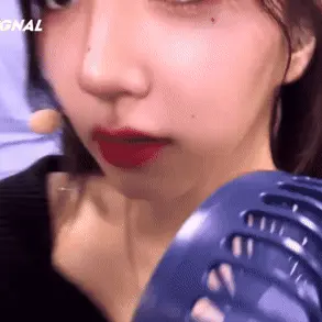 Park SoHyun gif