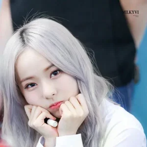 Vivi gallery image