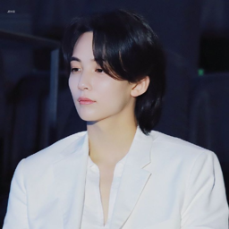 Jeonghan gallery image