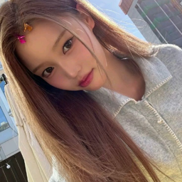 Jeong Saebi gallery image