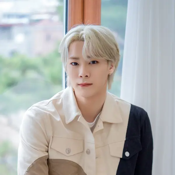 Moon Bin gallery image