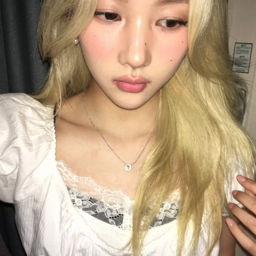 Yeonjung gallery image