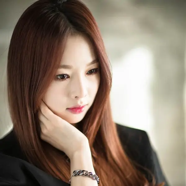 Solji gallery image