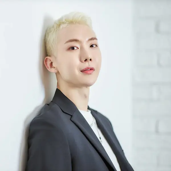 Jo Kwon gallery image