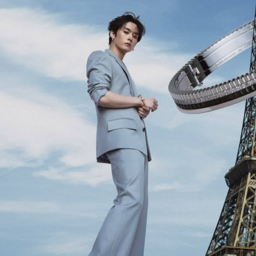 Lee Know gallery image