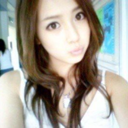 Ahyoomee gallery image