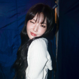 Chungha gallery image