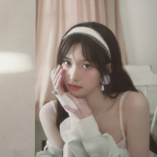 Leeseo gallery image