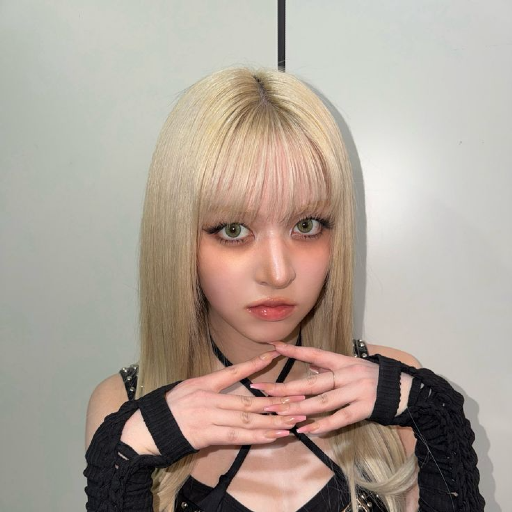 Lily gallery image