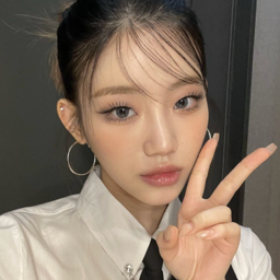 Hyunbin gallery image