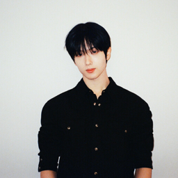 Jisung gallery image