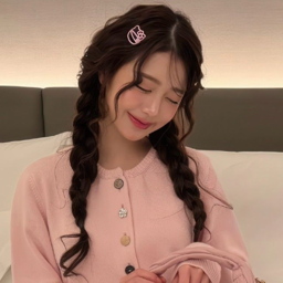 Wonyoung gallery image