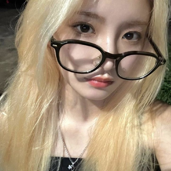 Yiren gallery image