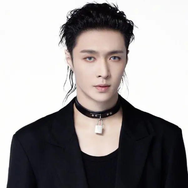 Lay Zhang gallery image