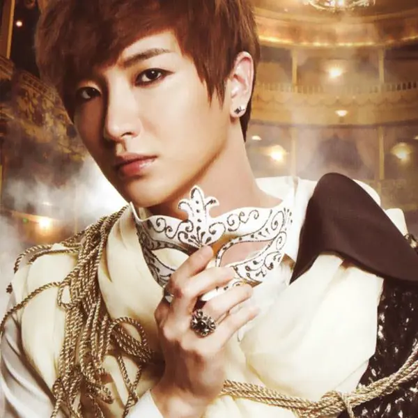 Leeteuk gallery image