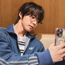 Jeongwoo gallery image