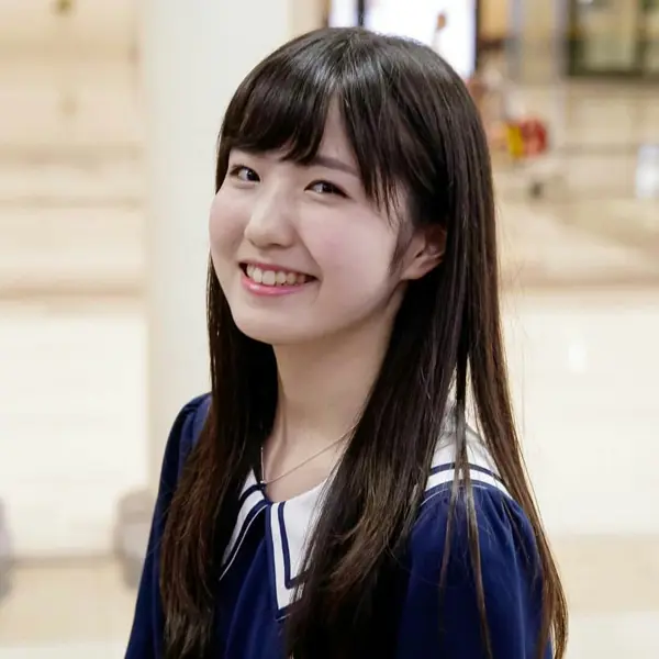 Hitomi gallery image