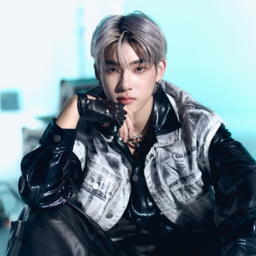 TeeTee gallery image