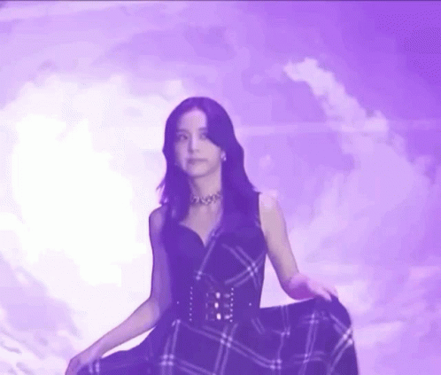 Jisoo gif