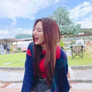 Songhee gallery image