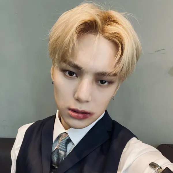 Minhyuk gallery image