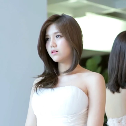 Shin Hyejeong galerijafbeelding