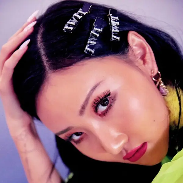 Hwasa gallery image