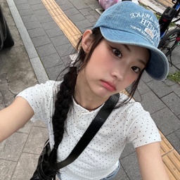 Joonie gallery image