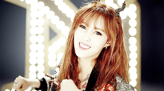 Hyomin gif