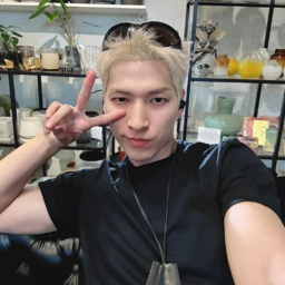 Kinjo Sukai gallery image