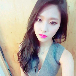 Seolhyun gallery image