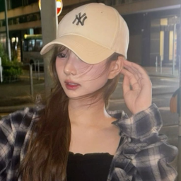 Jeong HaYeon gallery image