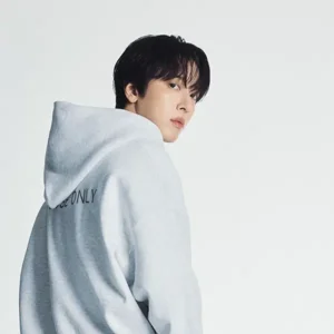 Jung Yonghwa gallery image