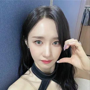 Jieun gallery image