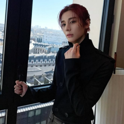 Leehan gallery image