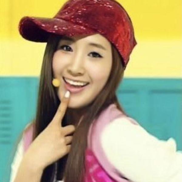 Larawan sa gallery ni Yuri