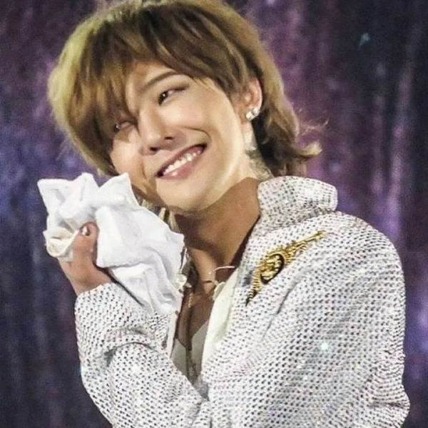 G-Dragon gallery image