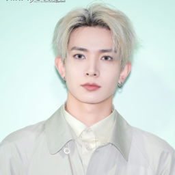 Heeseung gallery image