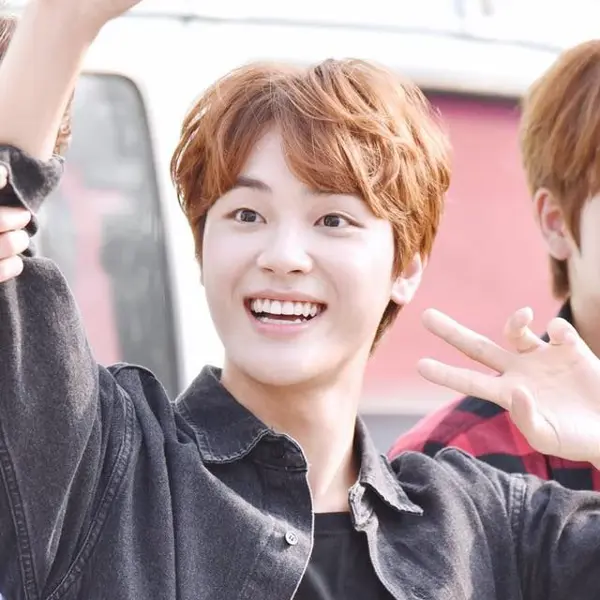 JuHaknyeon gallery image