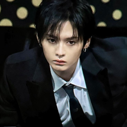 Lee Know gallery image