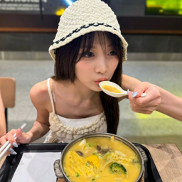 Minseo gallery image