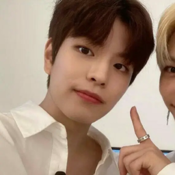 Seungmin gallery image