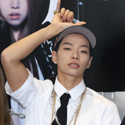 Tarzzan gallery image