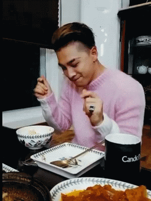 Taeyang gif