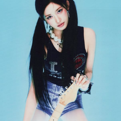 Leeseo gallery image