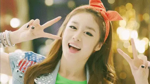 Jiyeon gif