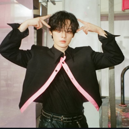 Lee Know gallery image